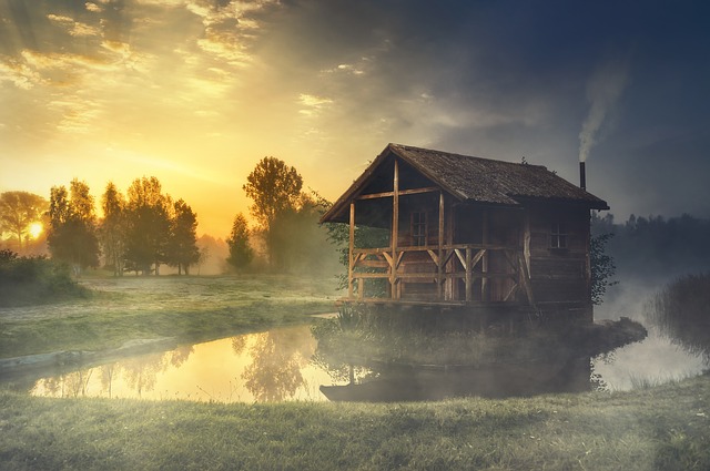 Cabin Kits For a Quick, Inexpensive Vacation Getaway