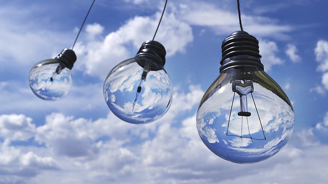 È tempo di utilizzare le lampade spot a LED per sostituire le loro controparti alogen