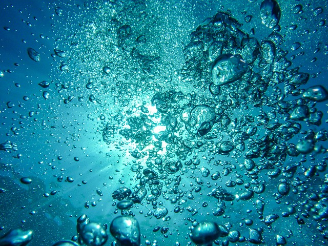 Aggiungi una Bubble Wall Fountain For Tranquility