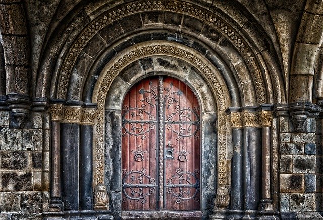 Interni di lusso mediterranei raffinati rustici