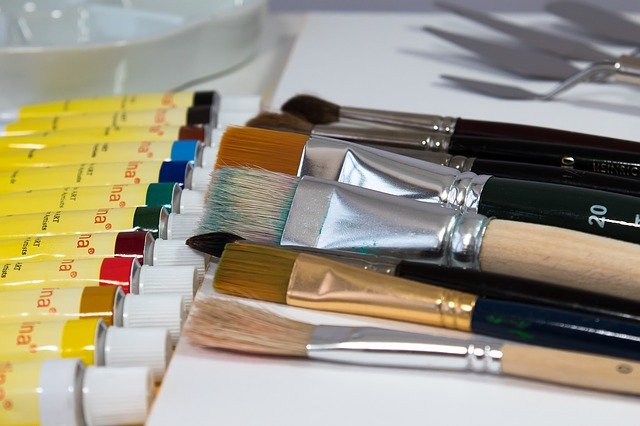 Crea eleganti interni per la casa con piastrelle da parete superbe e dimentica le vernici
